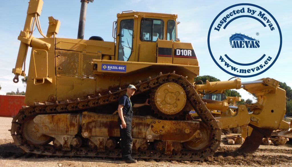 CAT D10R bulldozer, inspection of undercarriage