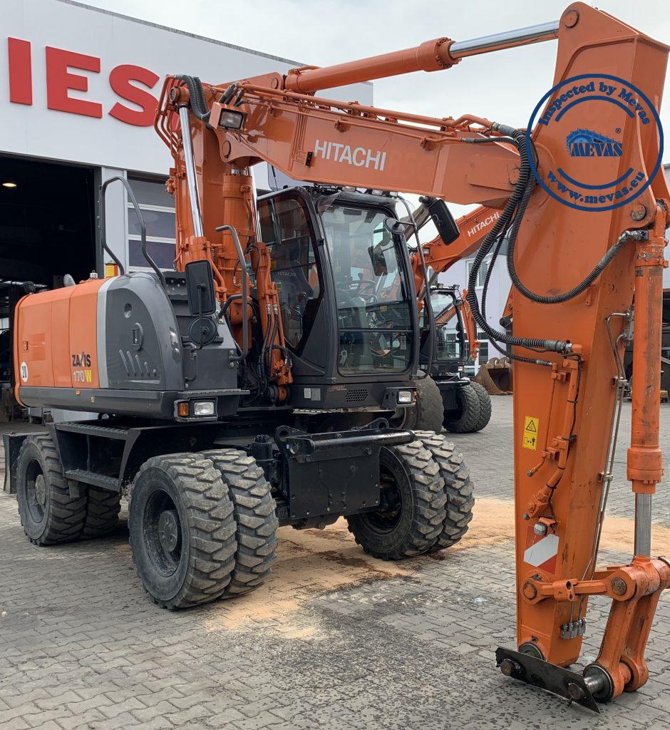Mobile Excavator Hitachi inspection for customer from Poland
