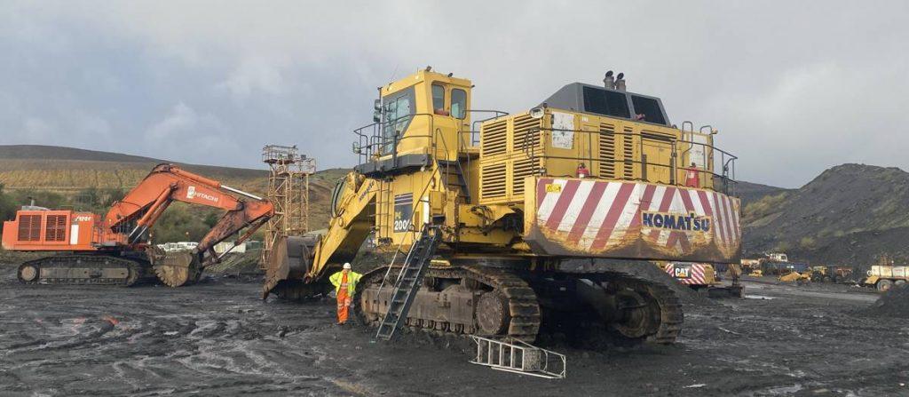 Inspection of excavator and mining plant by Mevas Komatsu PC2000