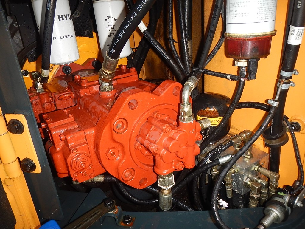 Reman hydraulic pump